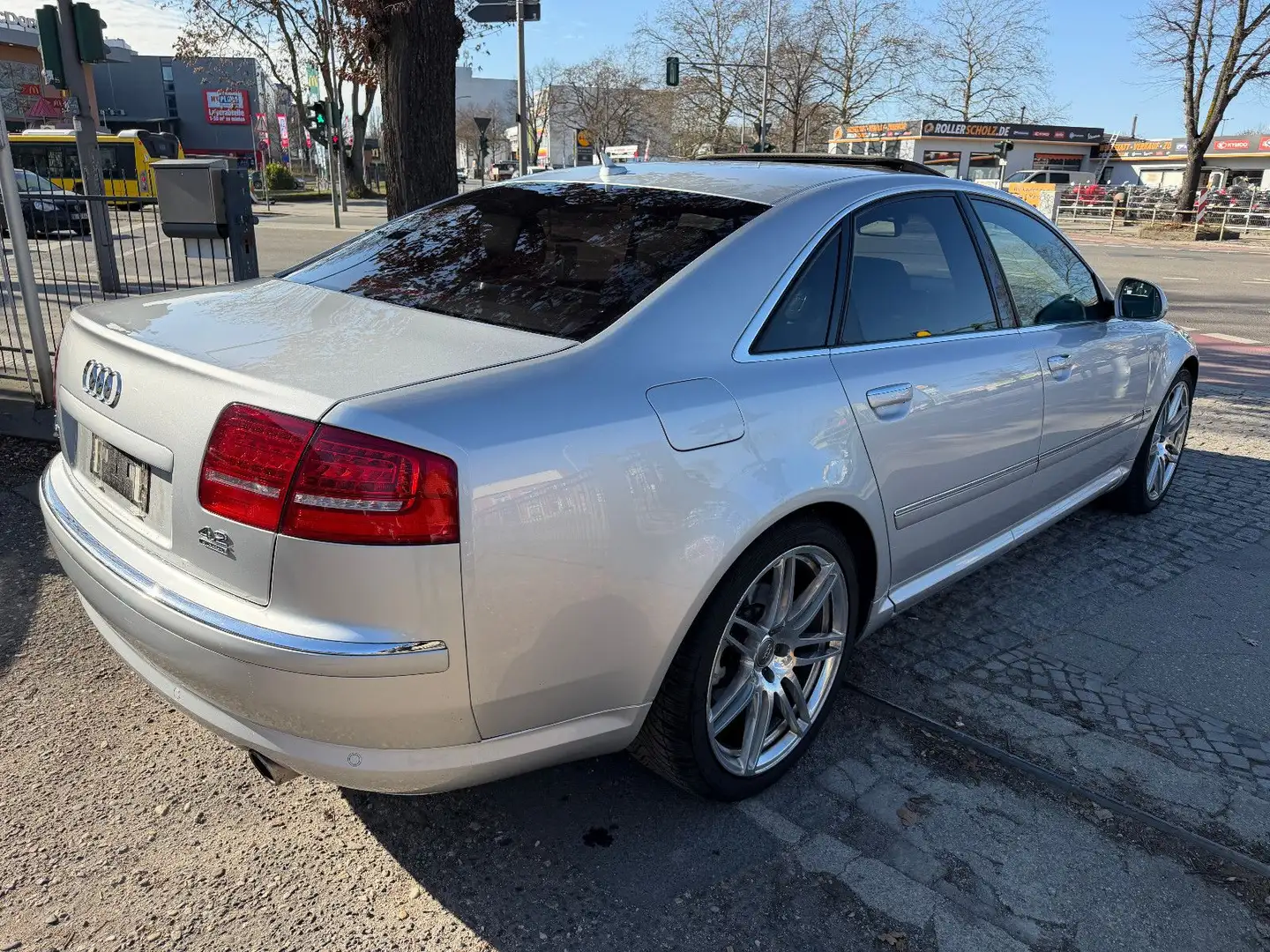 Audi A8 4.2 FSI QUATTRO*NAVI*XENON*EGSD*BANG&OLUFSEN* Silber - 2