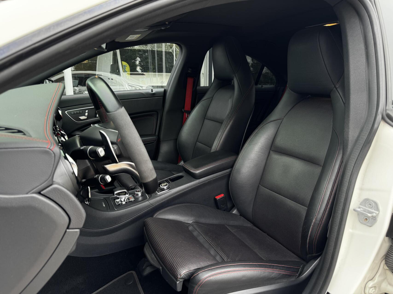 Mercedes-Benz CLA 45 AMG 4MATIC|Pano|Performance|19"|381PK — photo 4