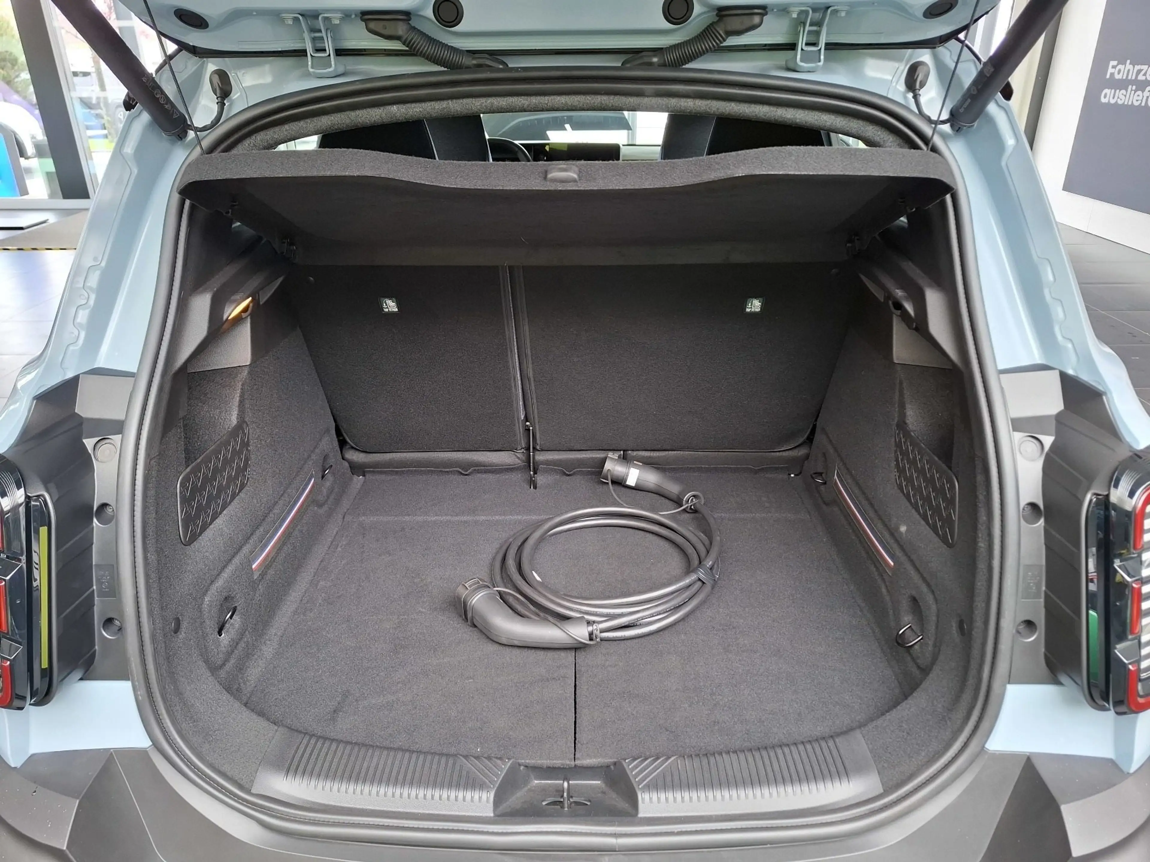 Renault R 4 E-Tech elektrisch Techno 150 Comfort Range — photo 10