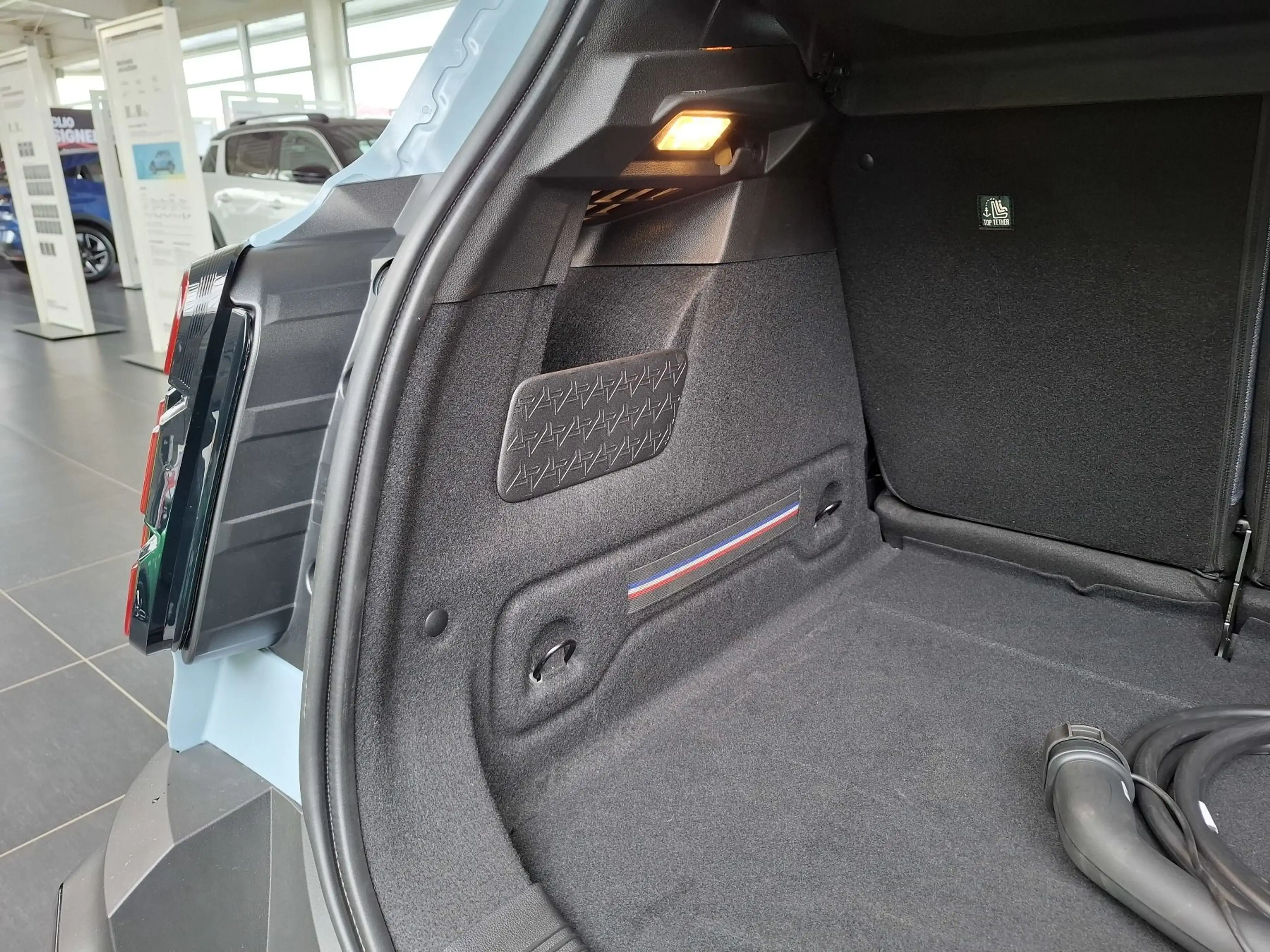 Renault R 4 E-Tech elektrisch Techno 150 Comfort Range — photo 13