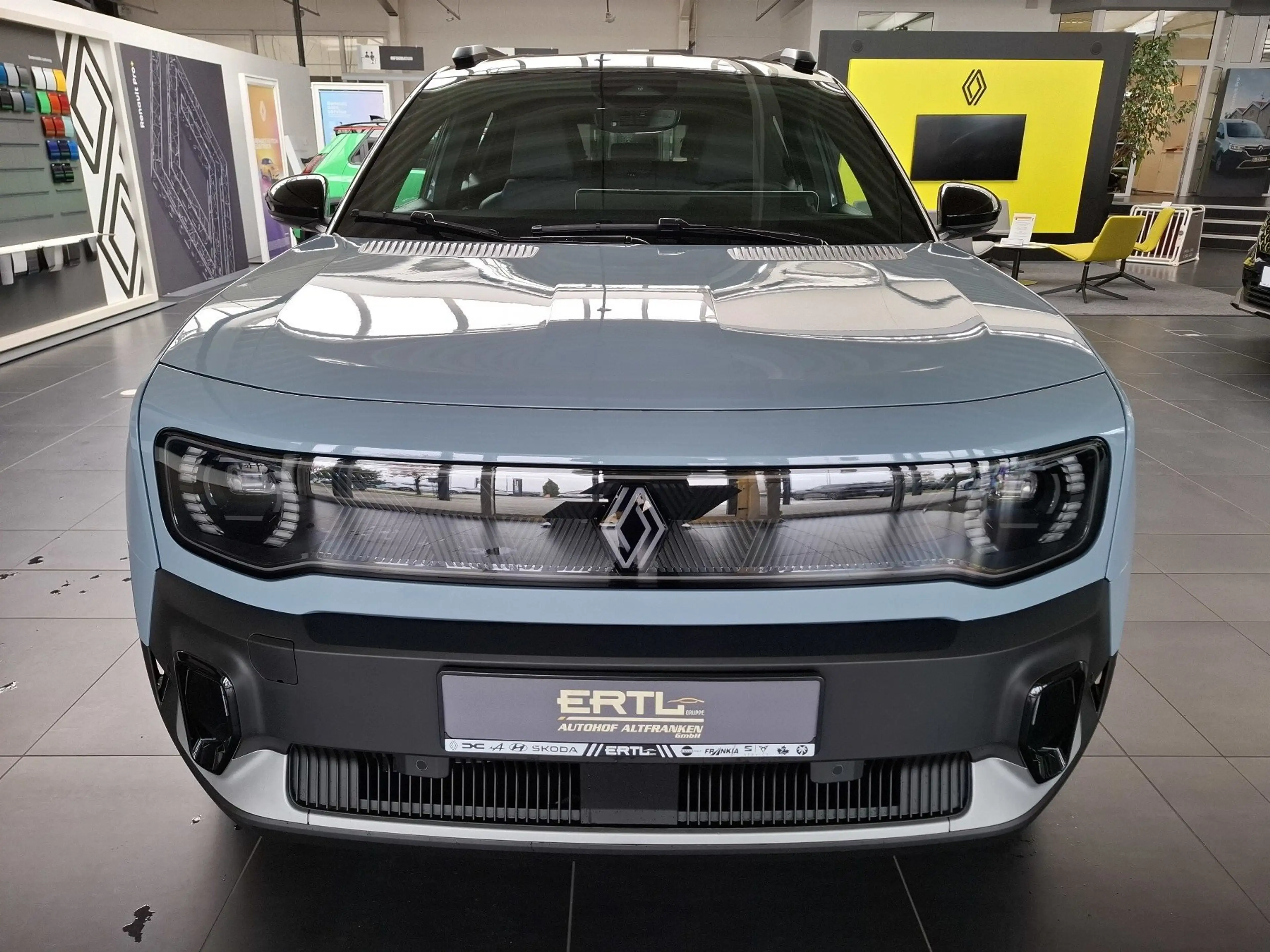 Renault R 4 E-Tech elektrisch Techno 150 Comfort Range — photo 3