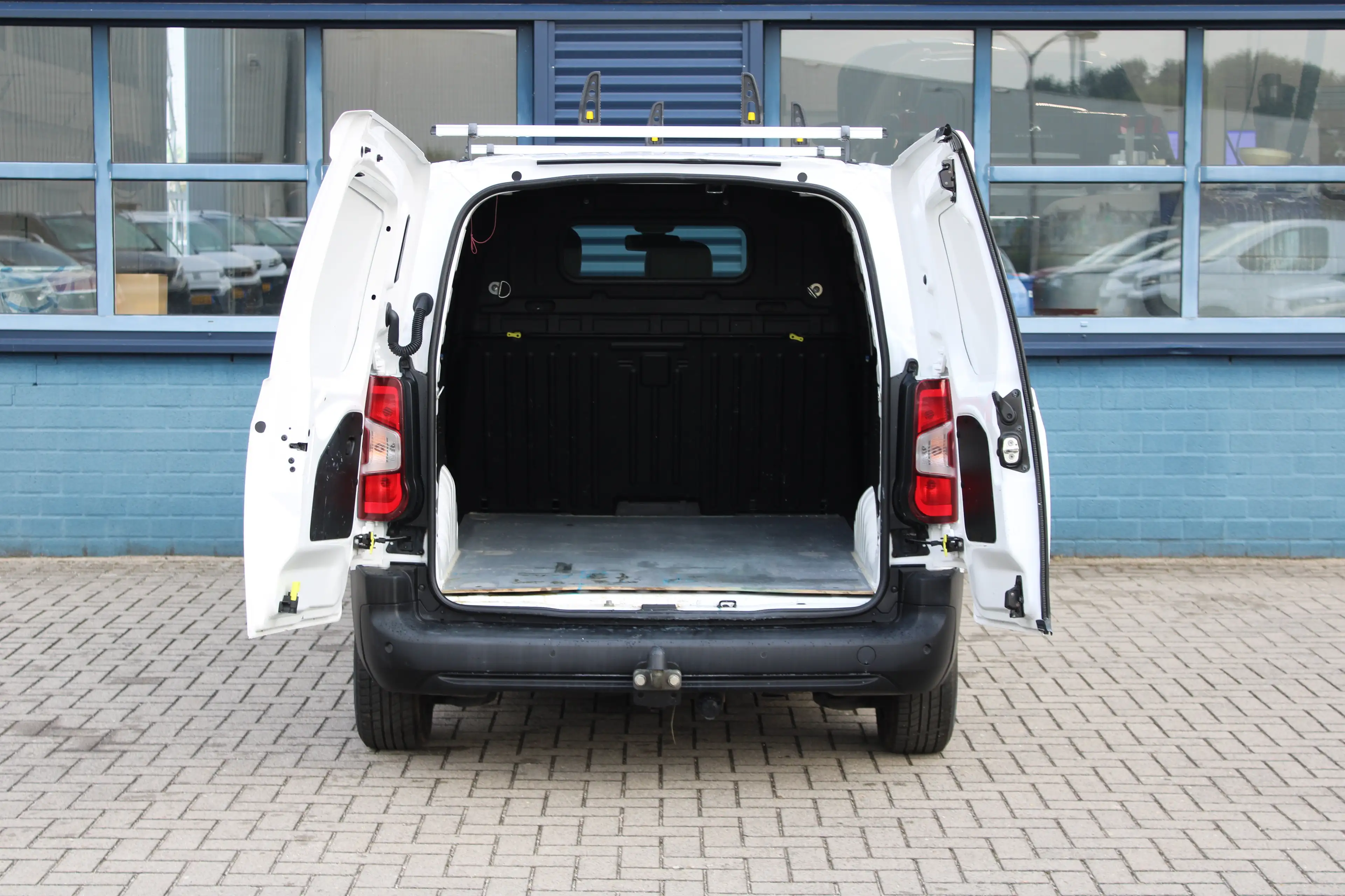 Peugeot Partner 1.5 100 PK | 3-ZITS | 2X SCHUIFDEUR | TREKHAAK | A — photo 5