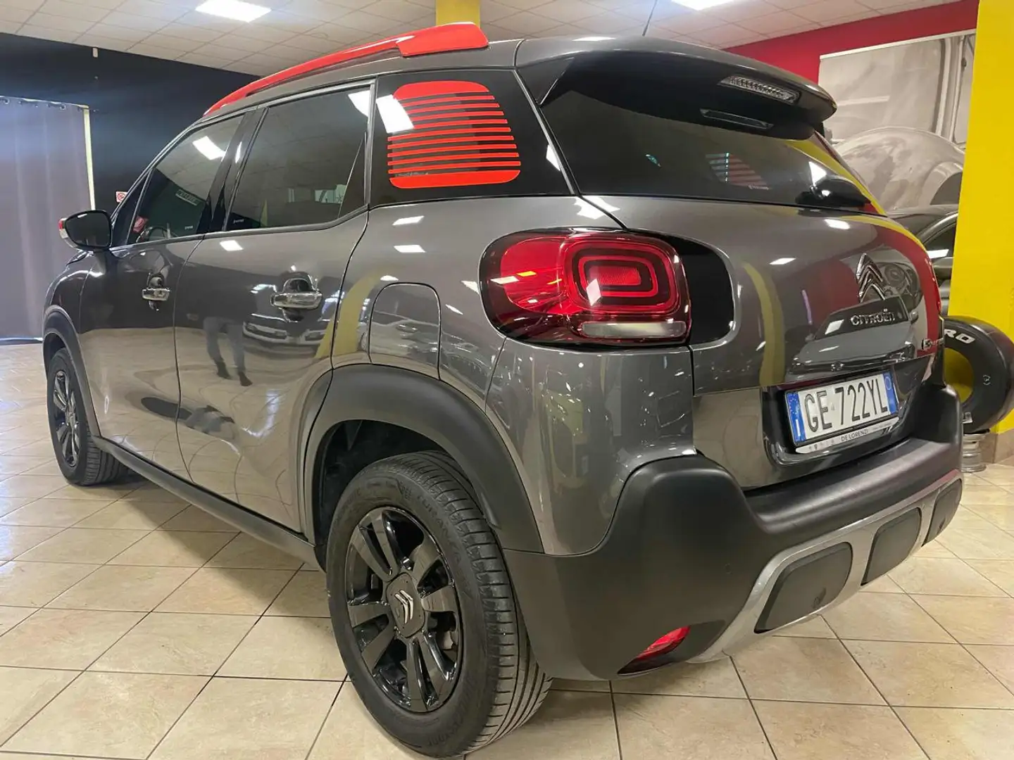 Citroen C3 Aircross PureTech 110 S&S Shine Pack*PREZZO REALE* Grijs - 2
