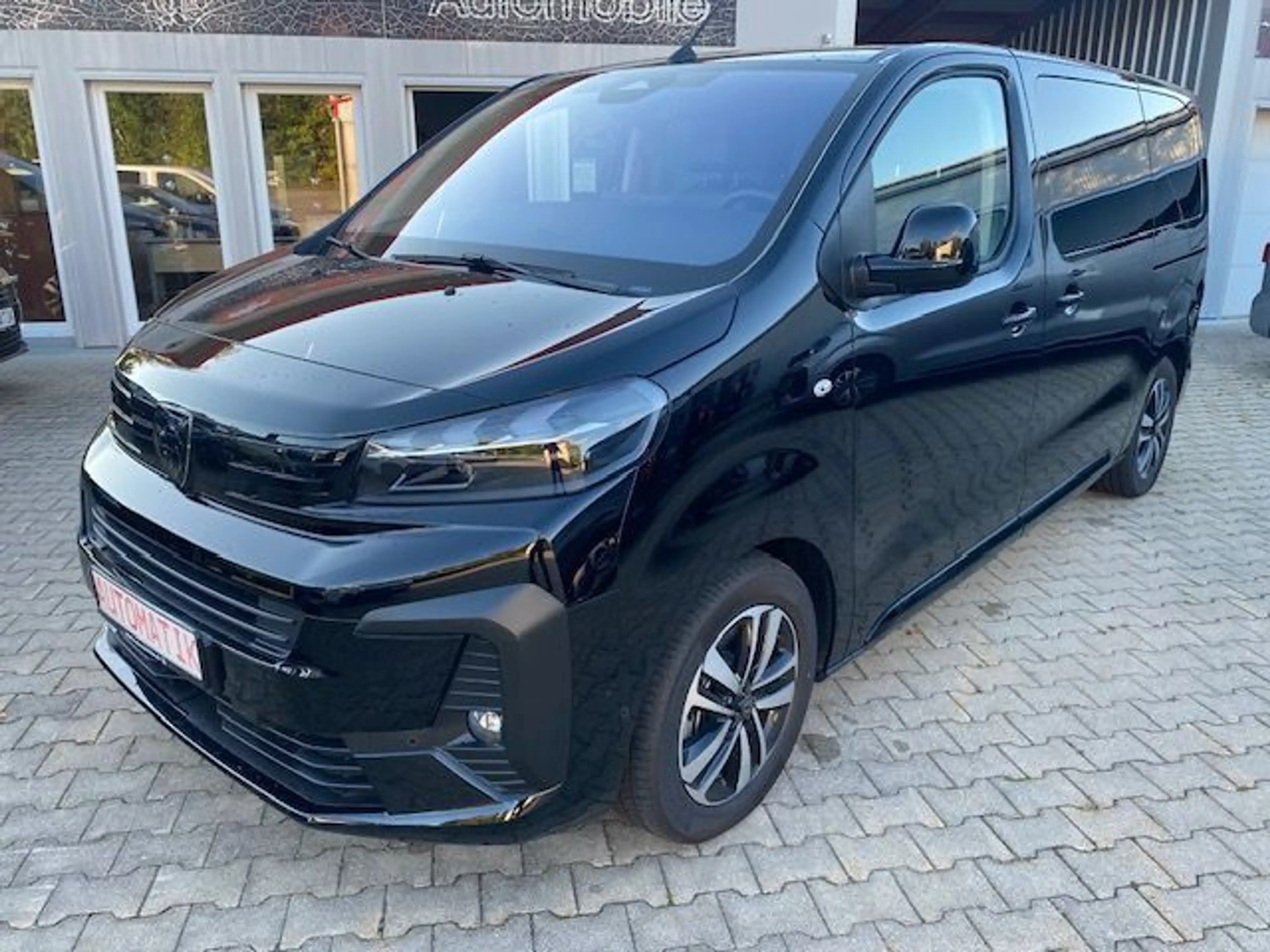 Peugeot Traveller Allure 2,2 7-Sitze M kurz Voll -sofort