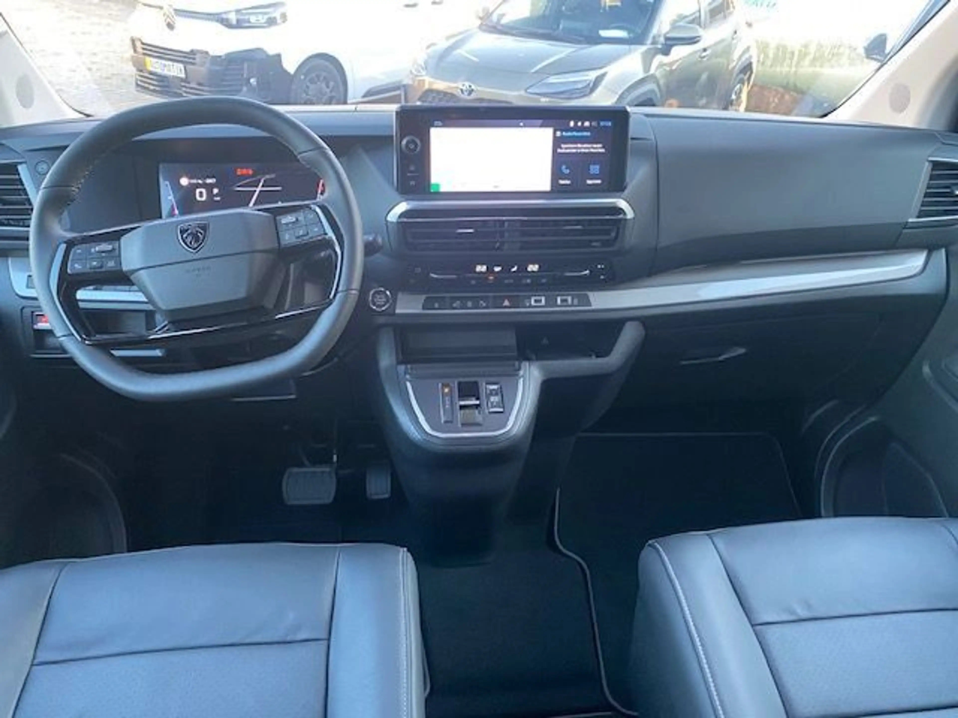 Peugeot Traveller Allure 2,2 7-Sitze M kurz Voll -sofort — photo 15