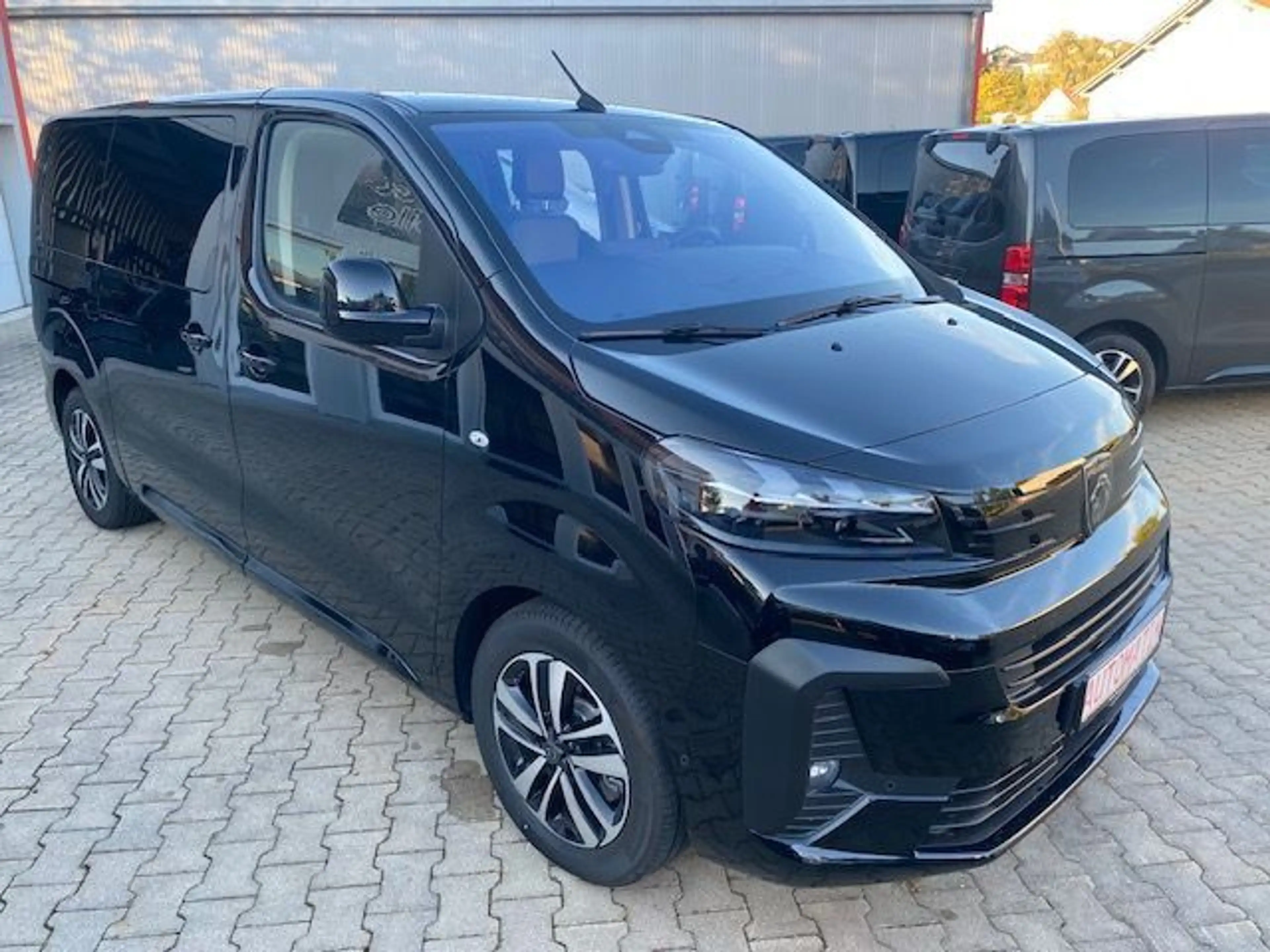 Peugeot Traveller Allure 2,2 7-Sitze M kurz Voll -sofort — photo 10