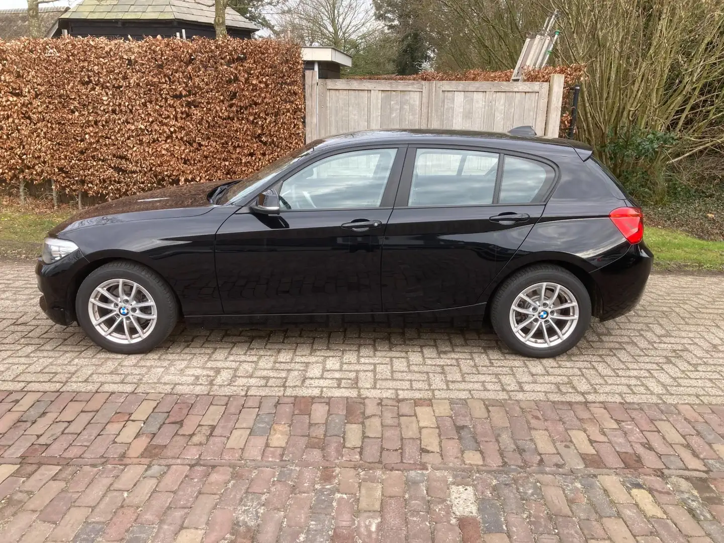 BMW 116 1-serie 116i Corporate navi, ecc ,cc, NL auto, Dea Zwart - 2