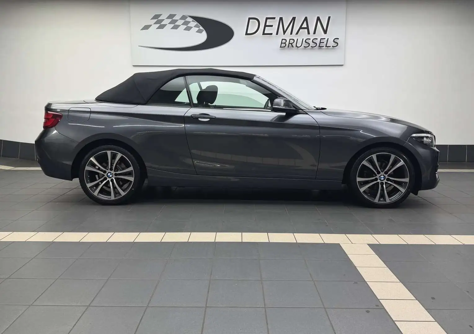 BMW 218 Cabrio iA Auto - Pack Sport - Full Gris - 2