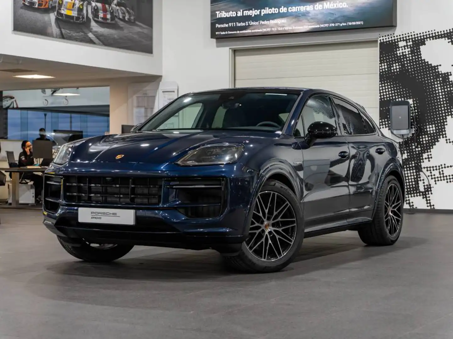 Porsche Cayenne Coupé E-Hybrid Aut. Bleu - 2