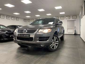 Touareg 3.0 TDi V6 Tiptronic 1erMAIN / CARNET COMPLET / FULL OPTION