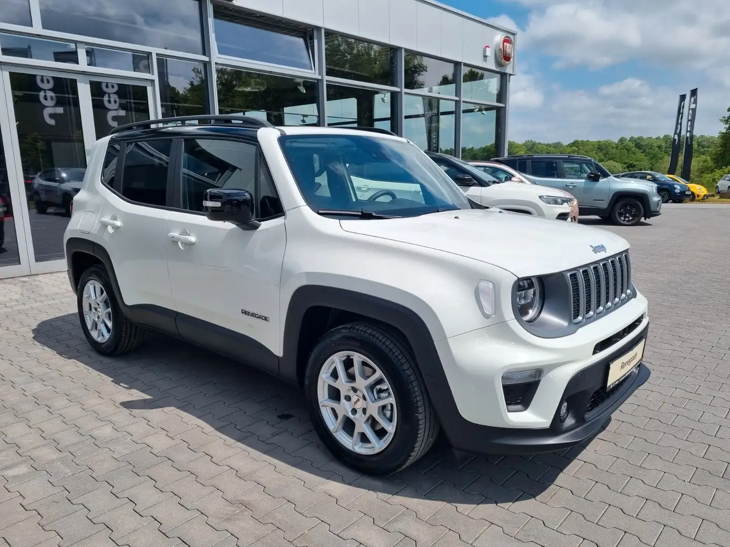 Jeep Renegade MY23 Limited 1.5l MHEV Wit - 2