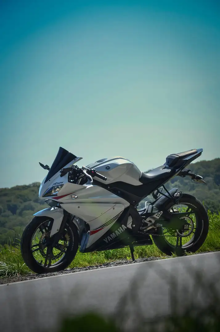 Yamaha YZF-R125 échappement Akrapovic Blanc - 1
