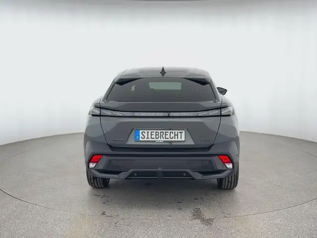 Peugeot 408 view 4