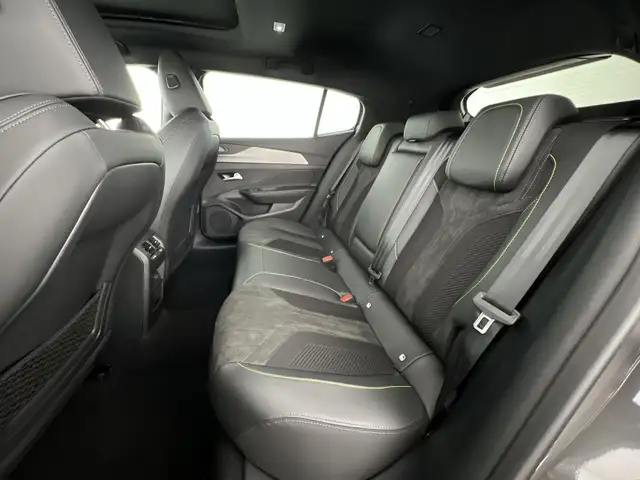 Peugeot 408 view 8