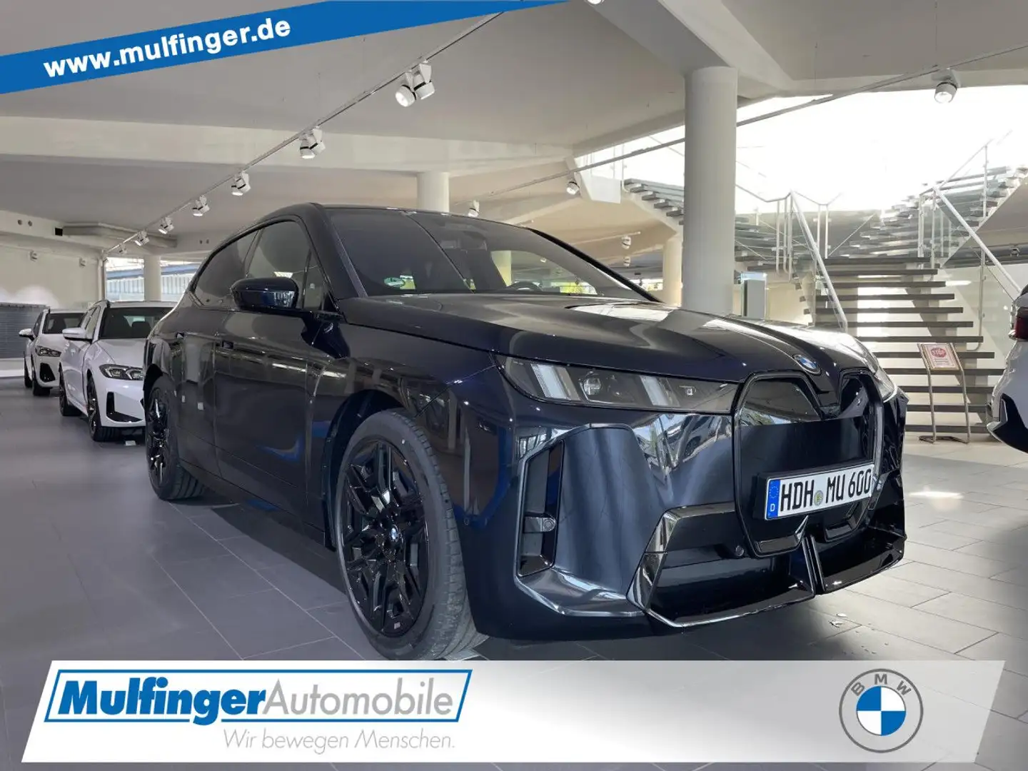 BMW iX xDrive45 M Sport Innovation Har/Kar. AHK 22" Negro - 1