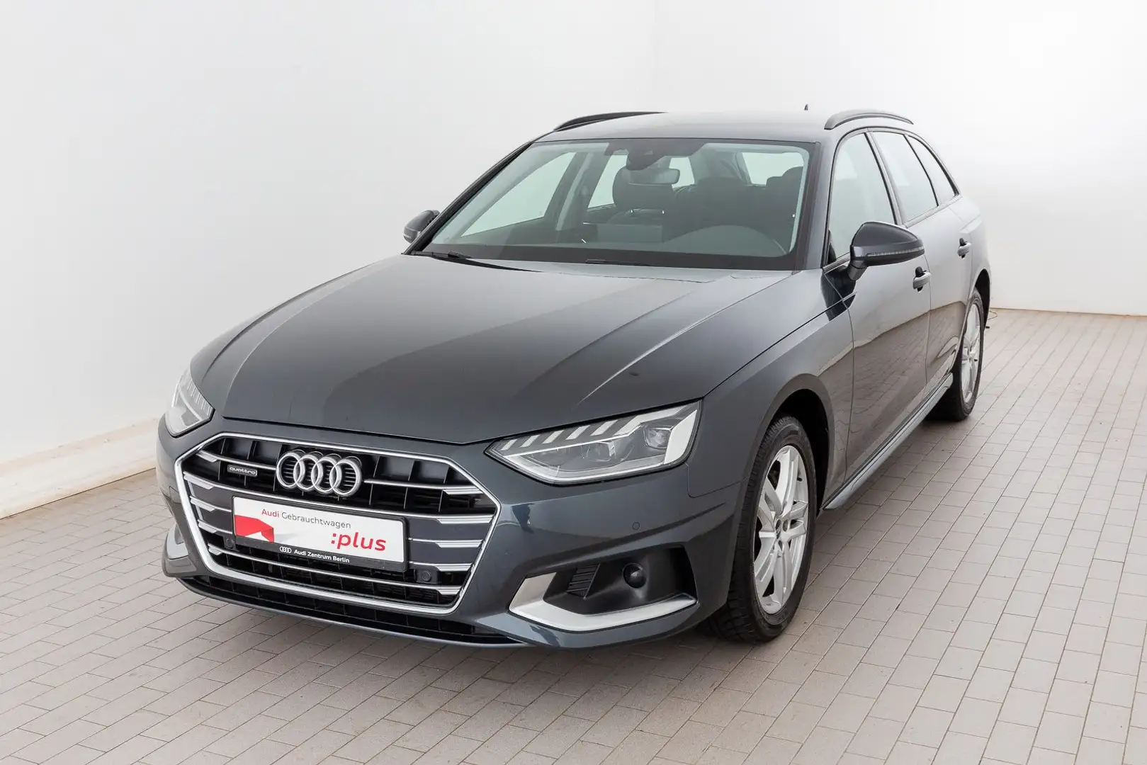 Audi A4 Advanced 40 TDI qu.S tr. NAVI LED PDC Grau - 2