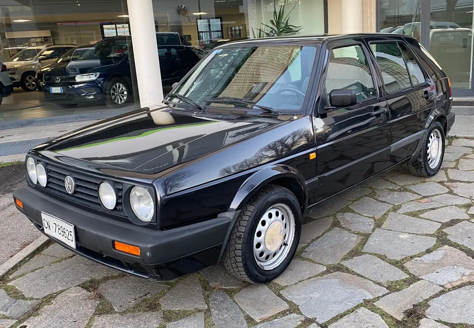 Volkswagen Golf 1.6 GL CON IMPIANTO GPL Negru - 1