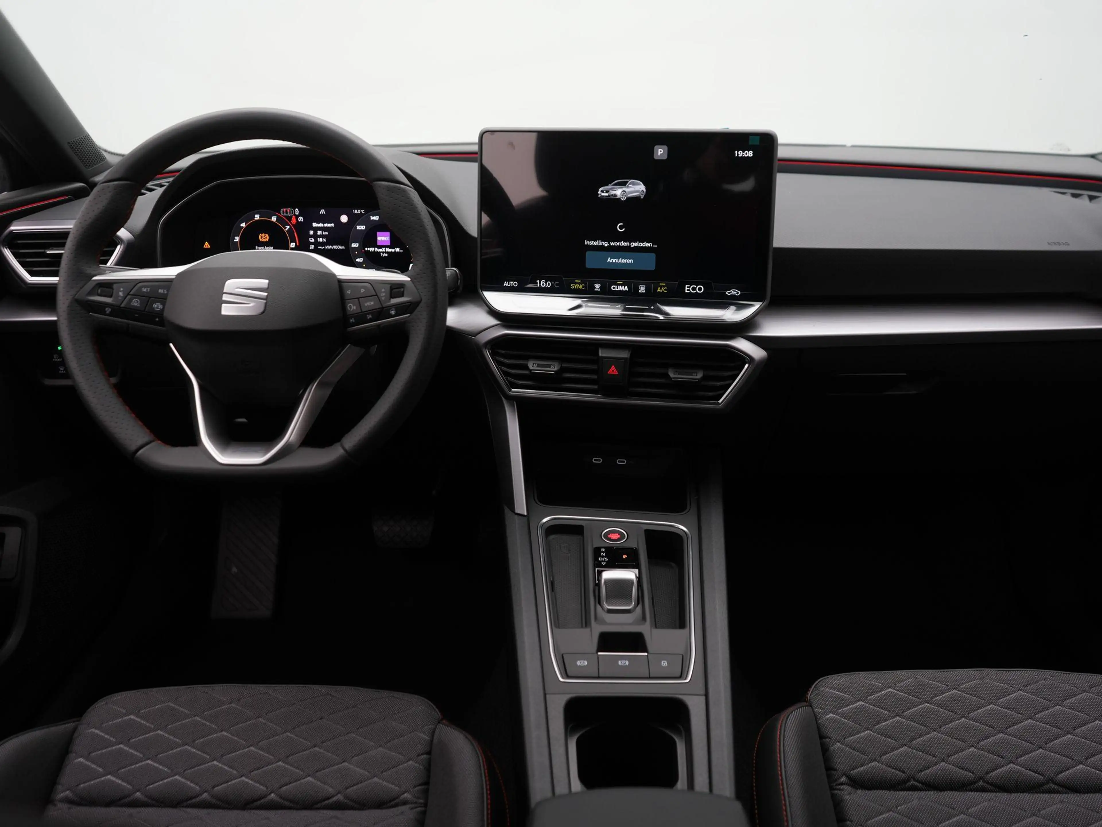 SEAT Leon e-Hybrid Sportstourer FR Business 1.5 TSI eHybrid 150 kW / — photo 12