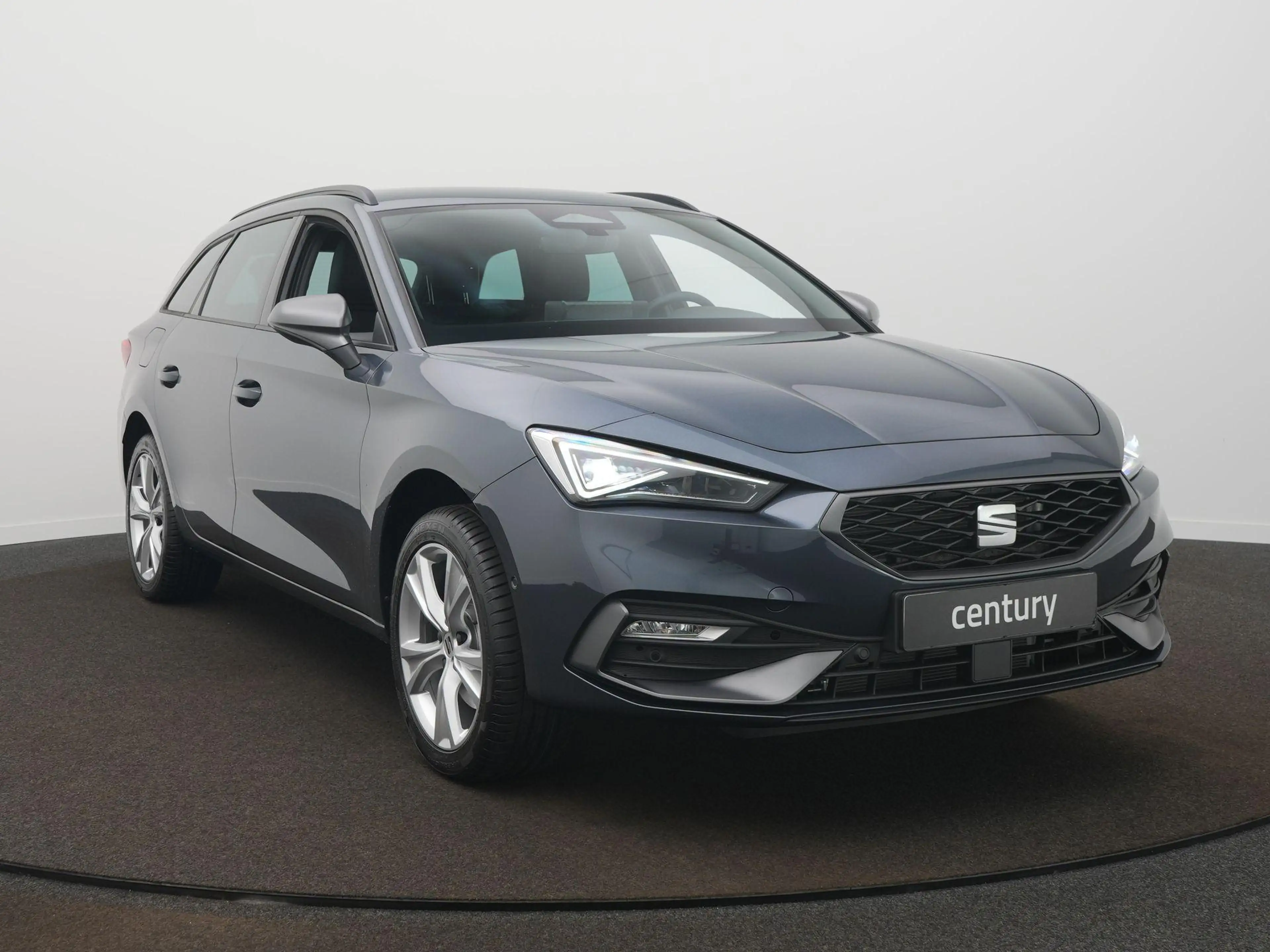 SEAT Leon e-Hybrid Sportstourer FR Business 1.5 TSI eHybrid 150 kW / — photo 3