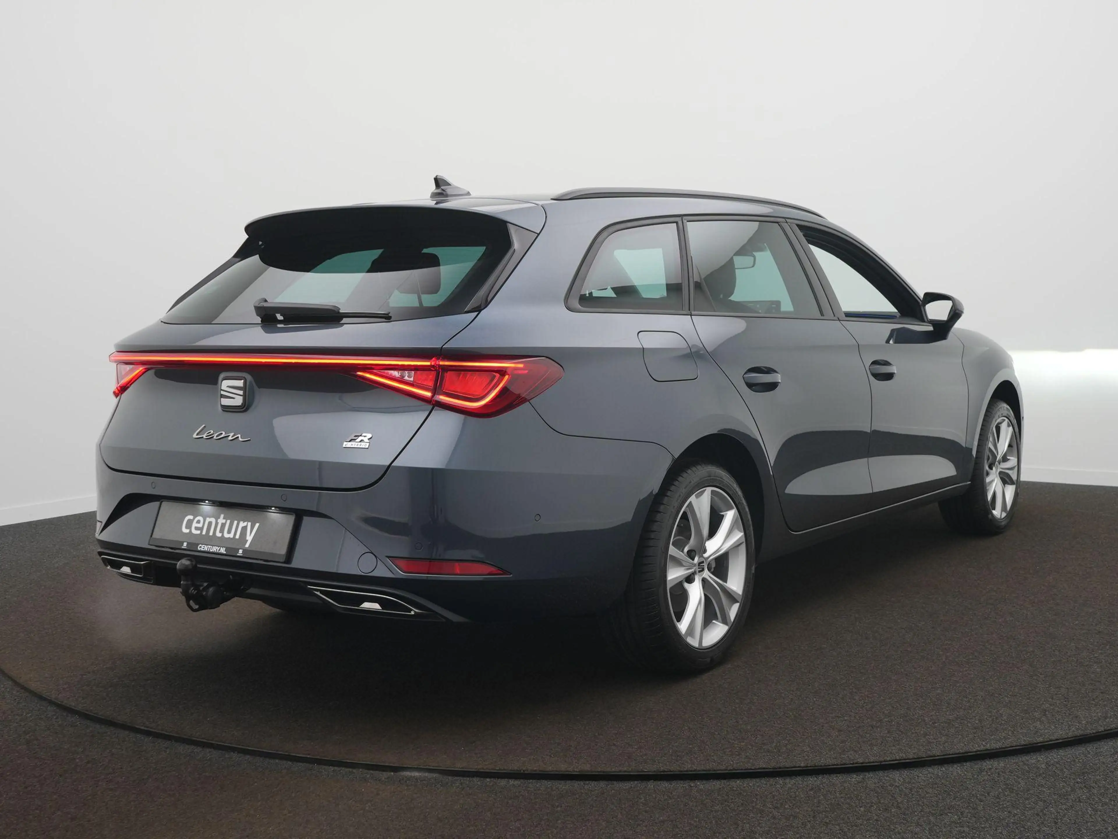 SEAT Leon e-Hybrid Sportstourer FR Business 1.5 TSI eHybrid 150 kW / — photo 5