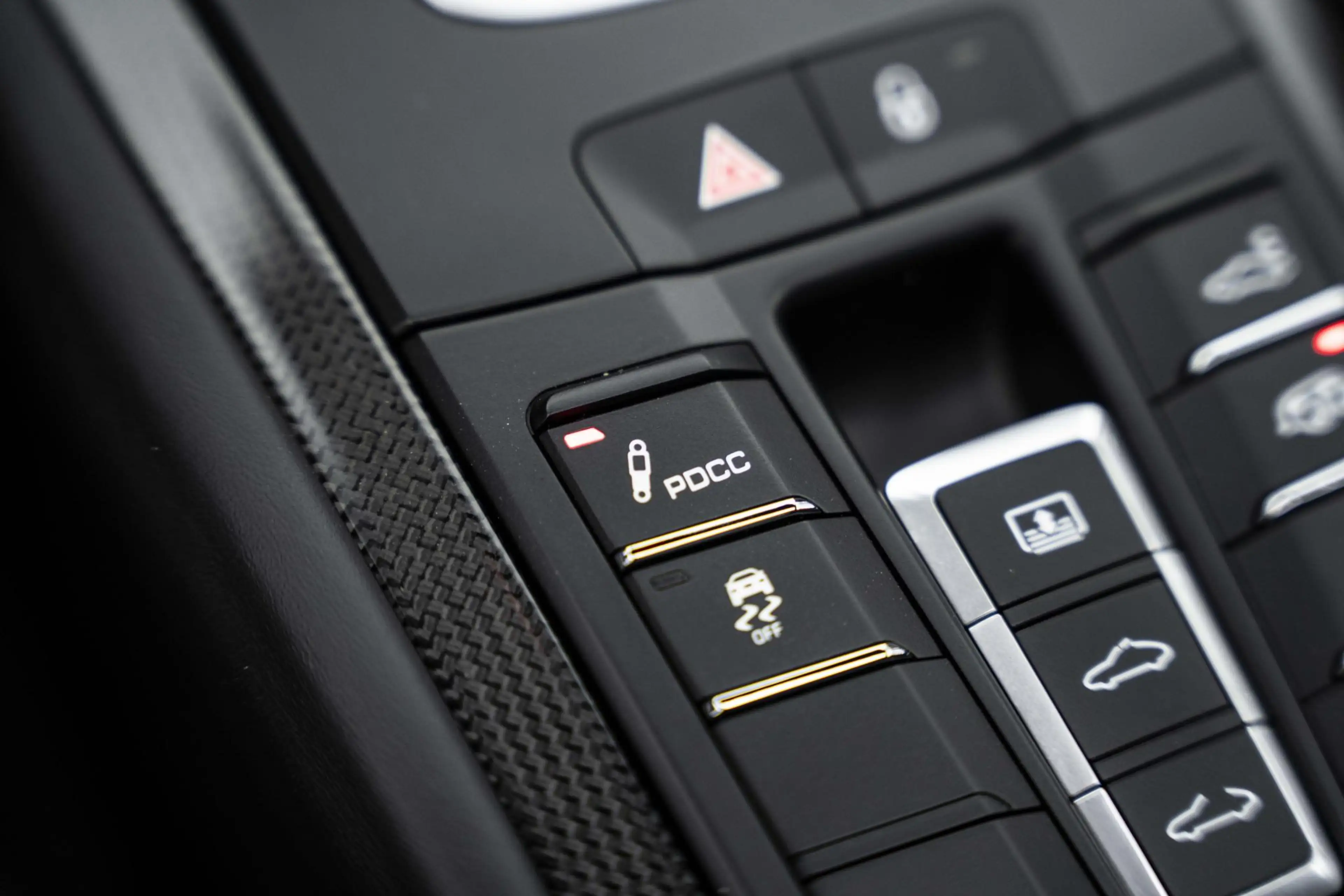 Porsche 991 991.2 - 3.0 CARRERA 4 GTS COUPE — photo 47