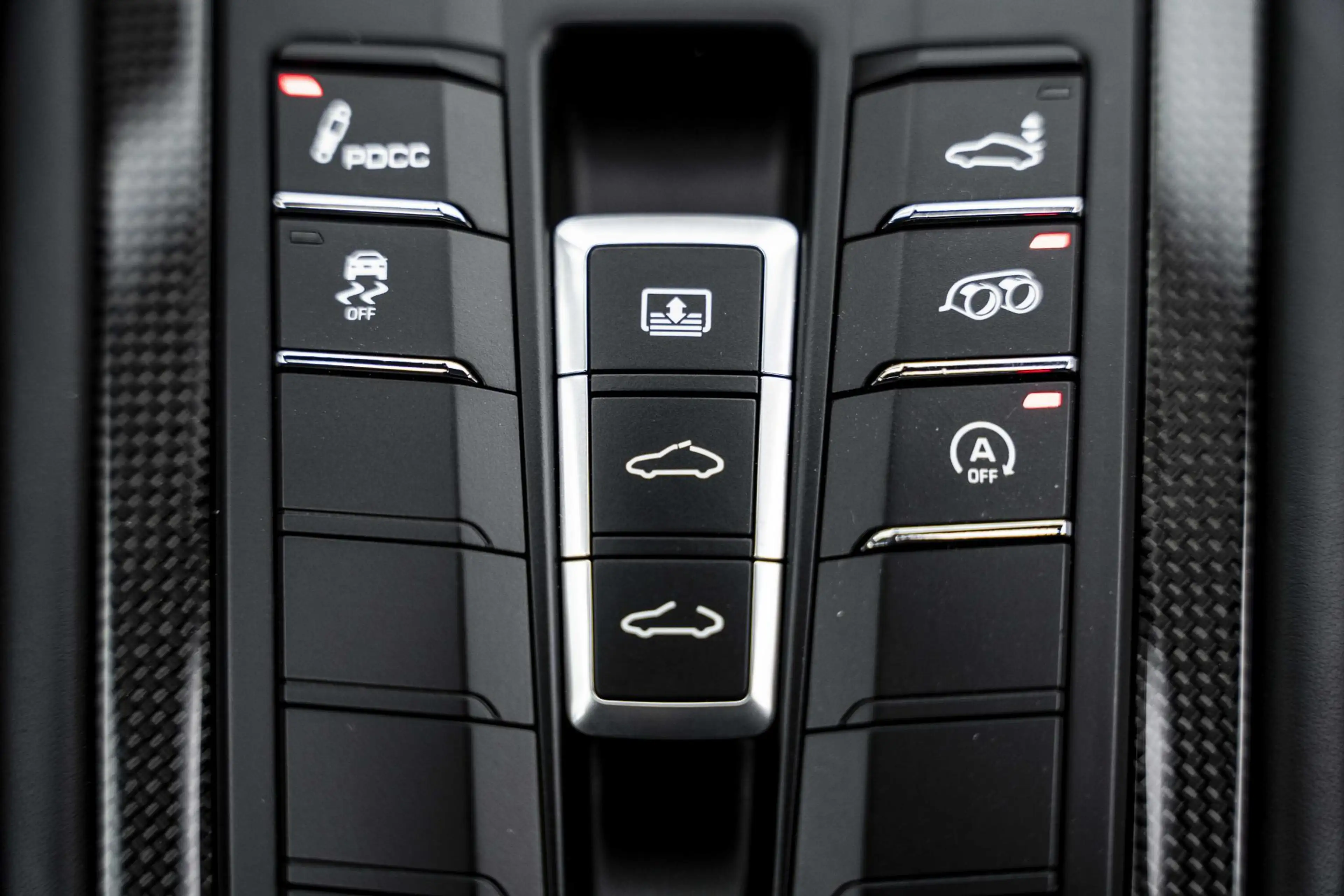 Porsche 991 991.2 - 3.0 CARRERA 4 GTS COUPE — photo 25