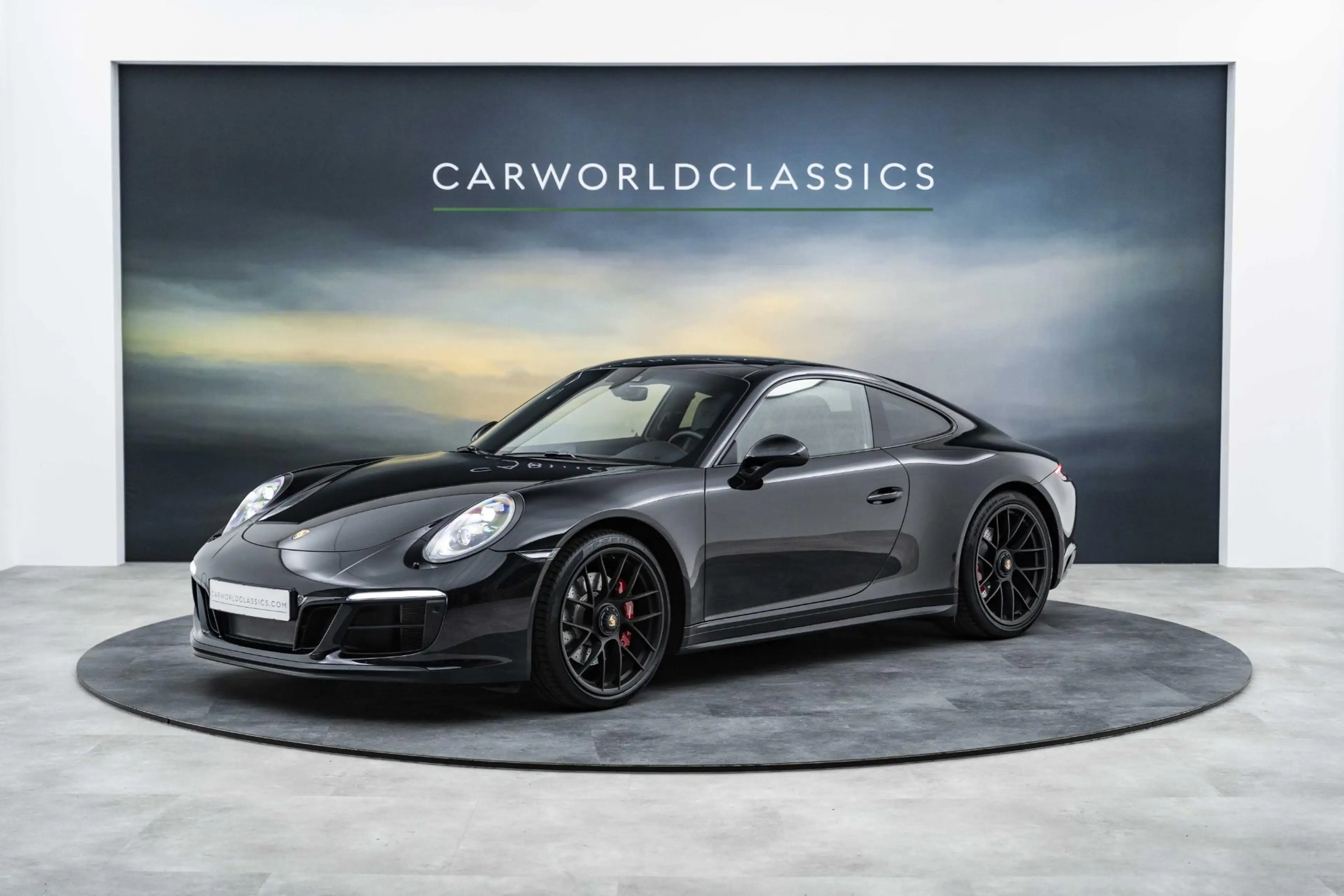 Porsche 991 991.2 - 3.0 CARRERA 4 GTS COUPE — photo 8