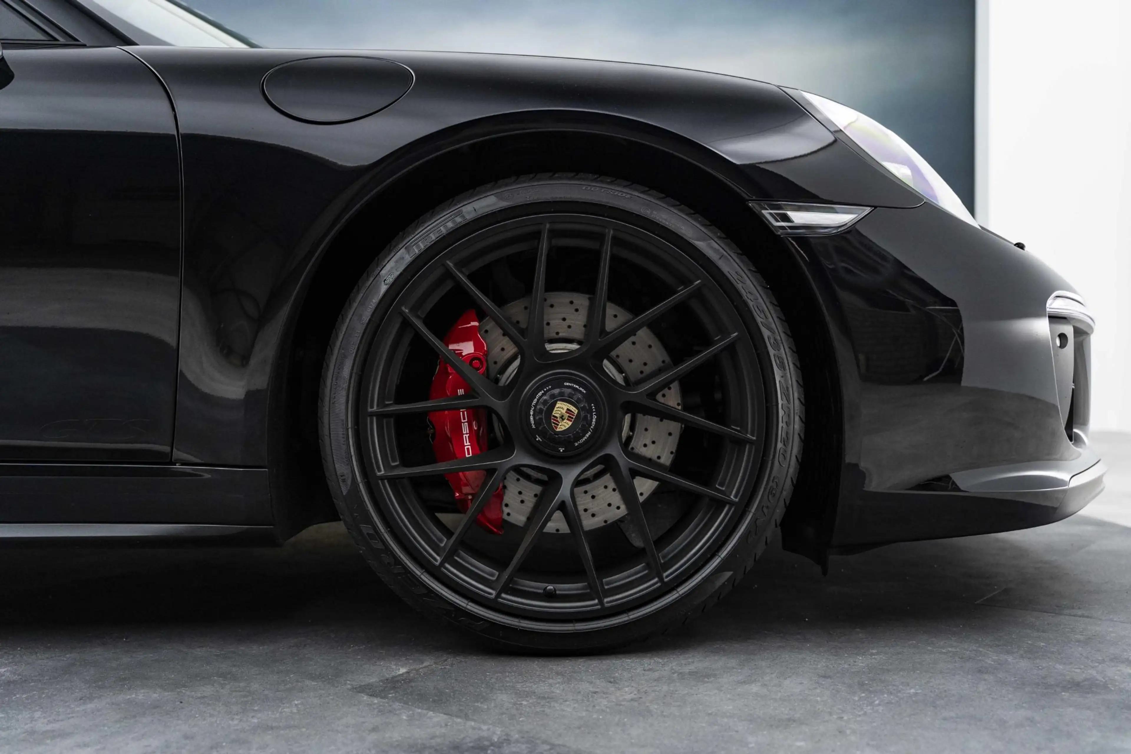 Porsche 991 991.2 - 3.0 CARRERA 4 GTS COUPE — photo 14