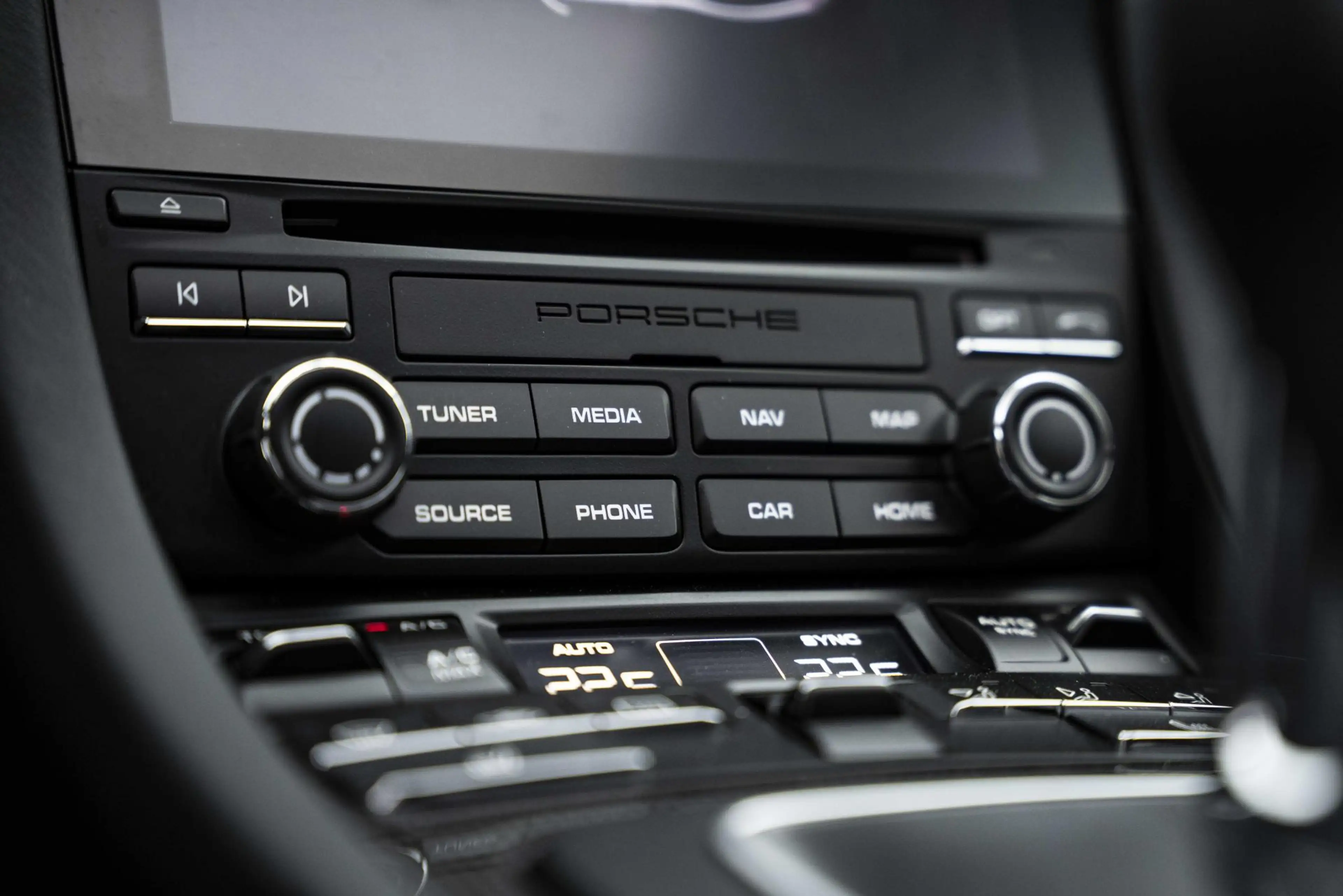 Porsche 991 991.2 - 3.0 CARRERA 4 GTS COUPE — photo 39