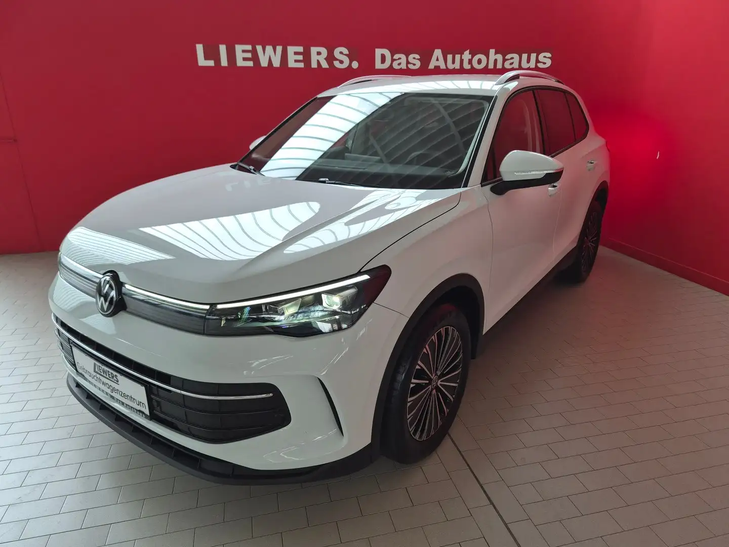 Volkswagen Tiguan Life eTSI DSG Weiß - 1
