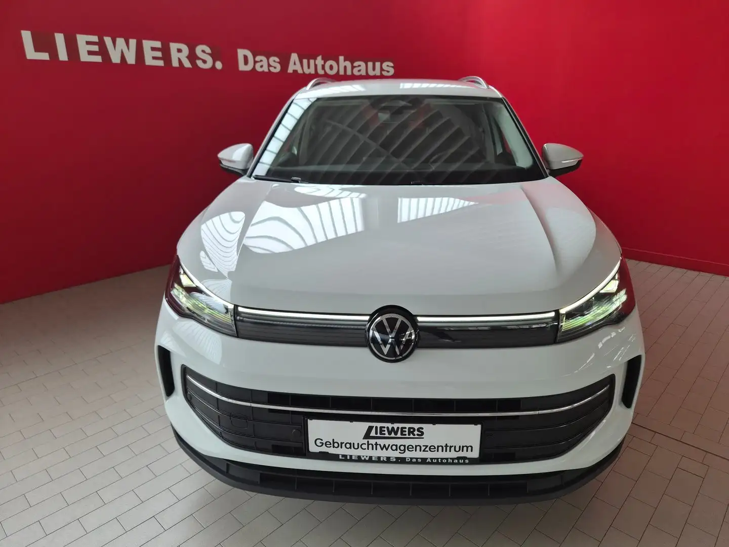 Volkswagen Tiguan Life eTSI DSG Weiß - 2