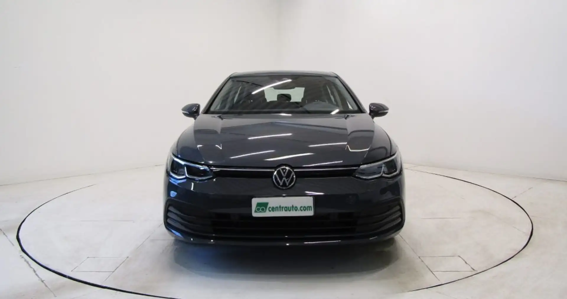 Volkswagen Golf 1.0 TSI Life Manuale 5p 110CV Grigio - 2