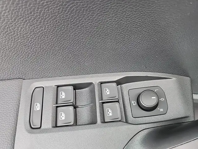 Seat Ibiza view 9