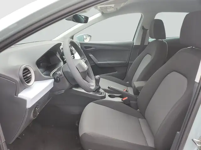 Seat Ibiza view 8