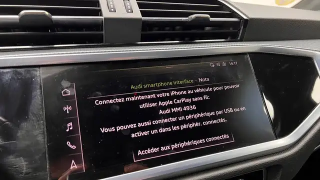 Audi Q3 view 30