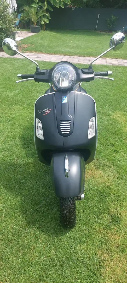 Vespa GTS Super Sport 125 Fekete - 1