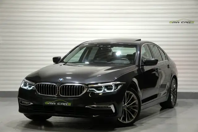 BMW 540 540iXA Luxury Benzine Aut-Navi-Leder-Schuifdak-360c-Garantie