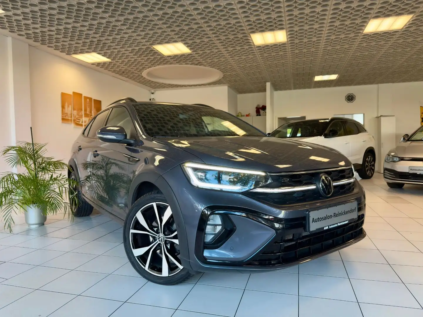 Volkswagen Taigo 1.5 TSI DSG R-Line*ACC*Kam*LED* Gris - 1