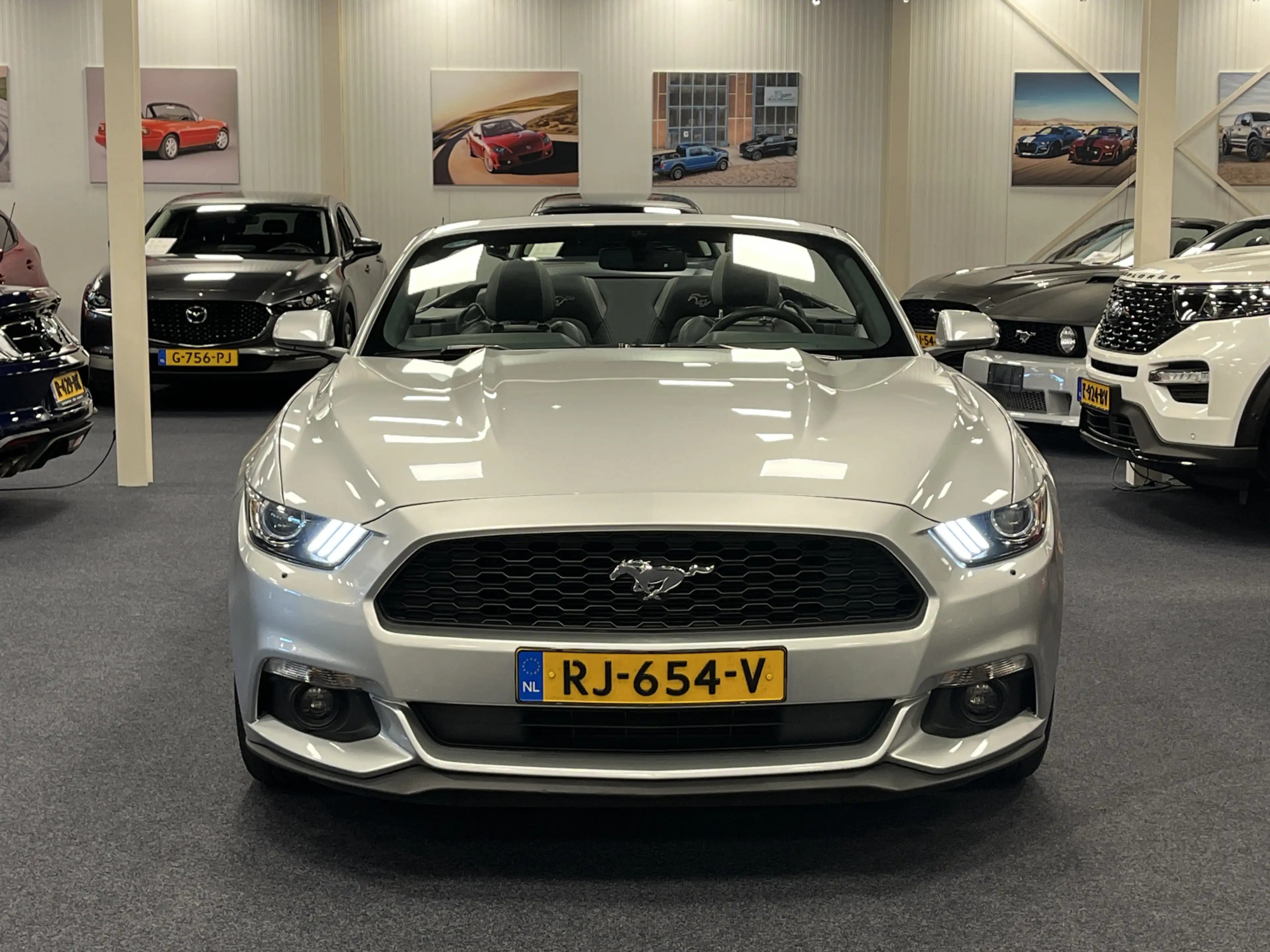 Ford Mustang Convertible 3.7i V6 Premium 305PK Automaat Lederen — photo 8