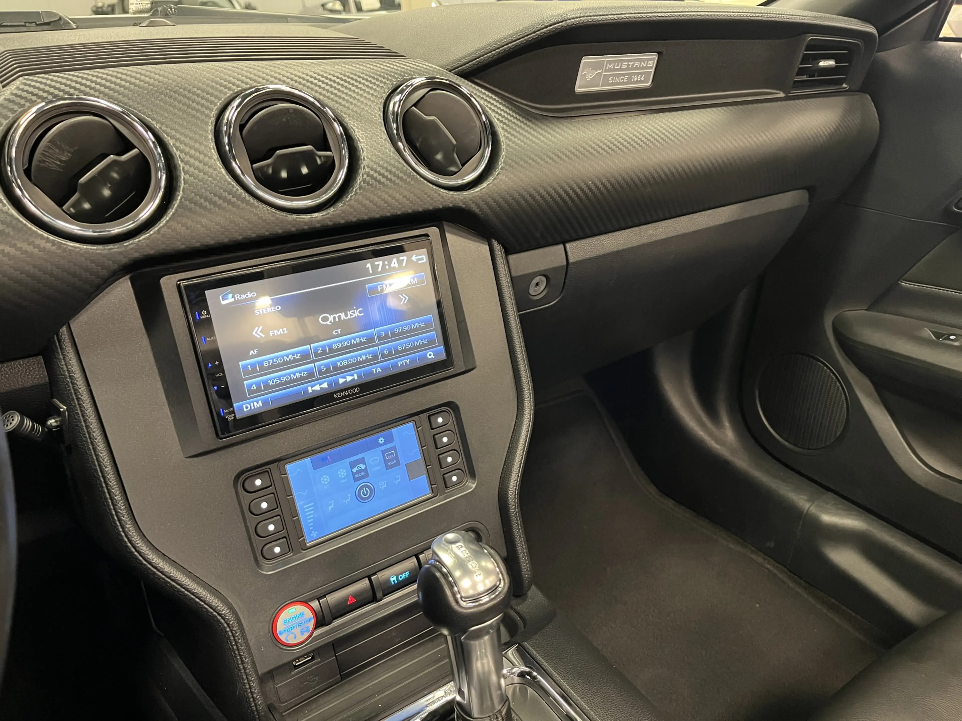 Ford Mustang Convertible 3.7i V6 Premium 305PK Automaat Lederen — photo 44