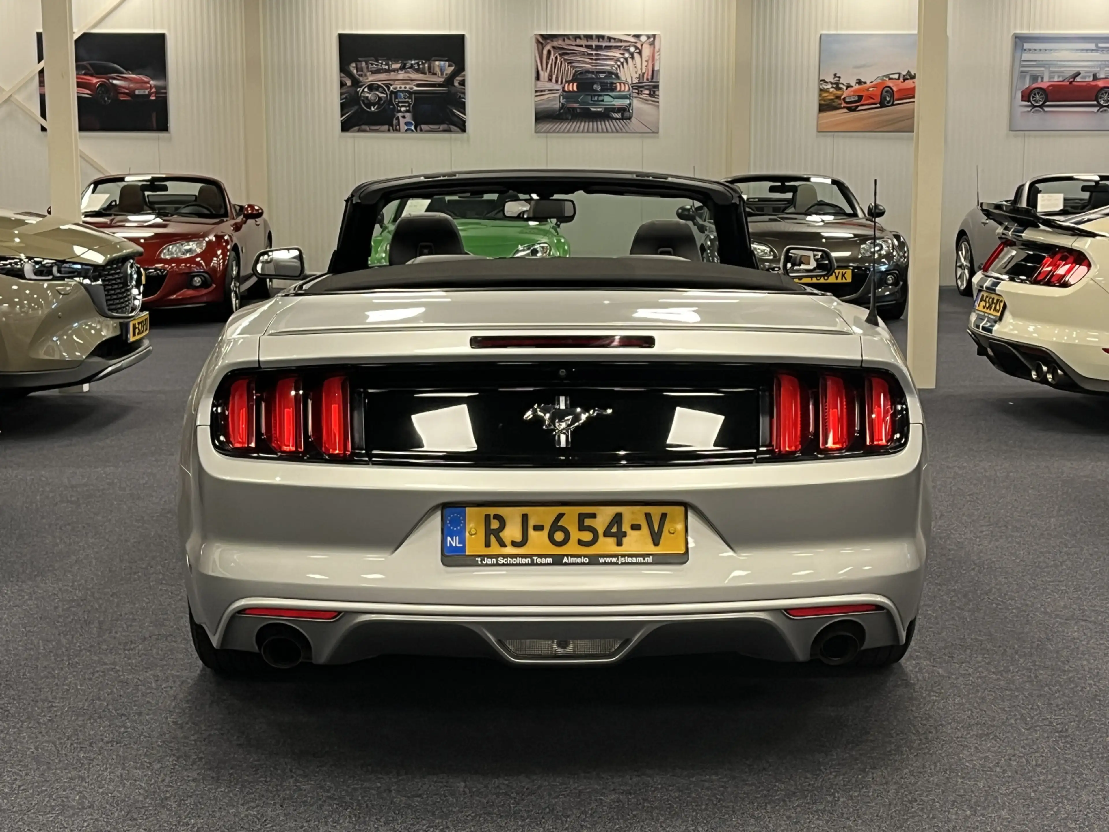 Ford Mustang Convertible 3.7i V6 Premium 305PK Automaat Lederen — photo 14