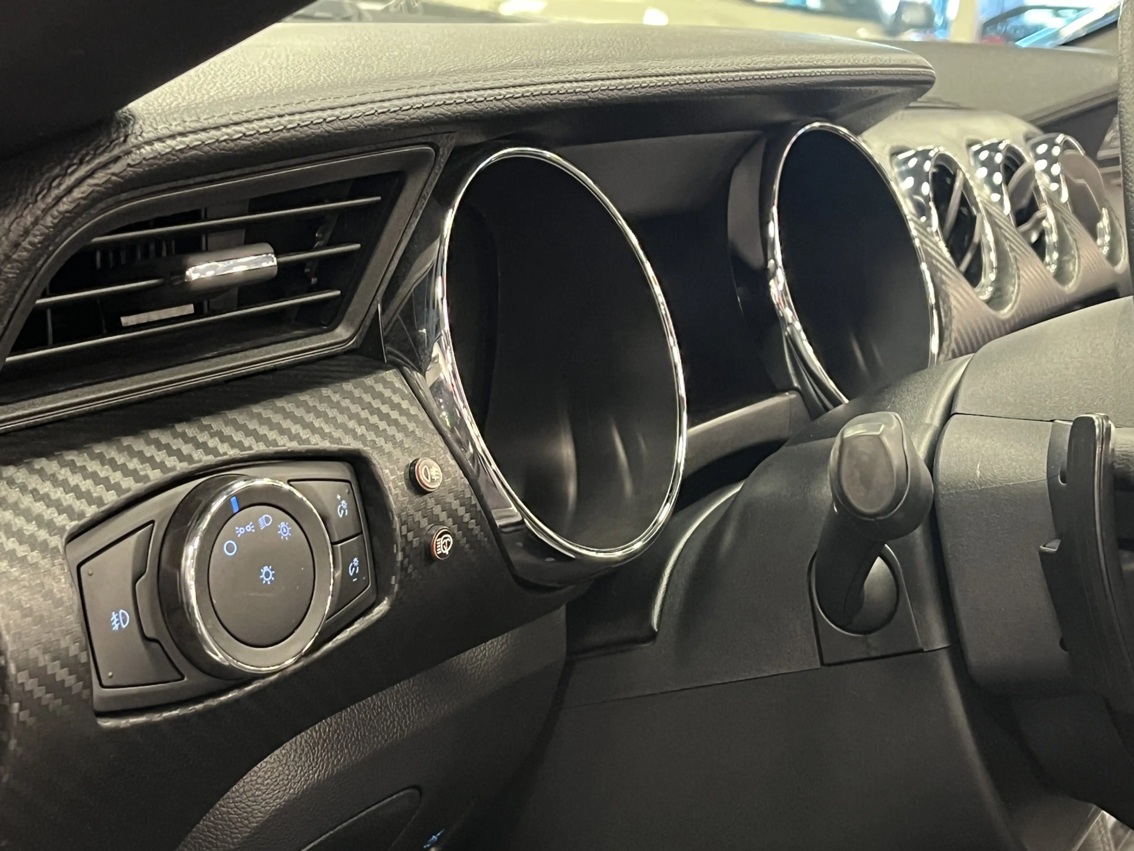 Ford Mustang Convertible 3.7i V6 Premium 305PK Automaat Lederen — photo 43