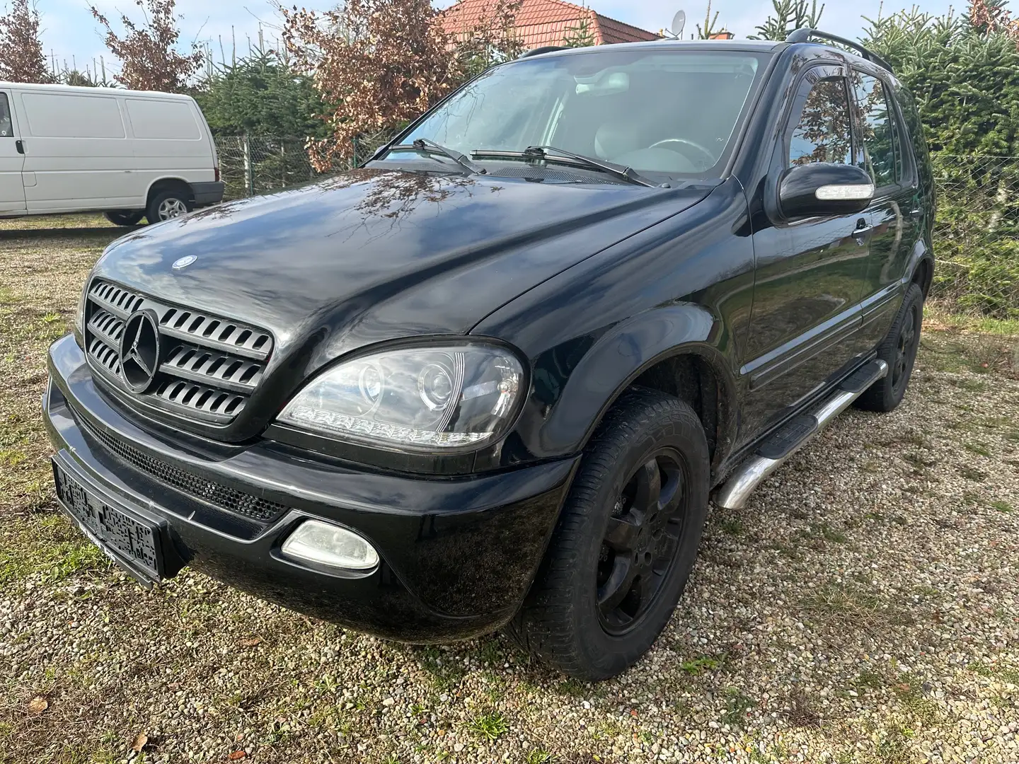 Mercedes-Benz ML 500 Černá - 1