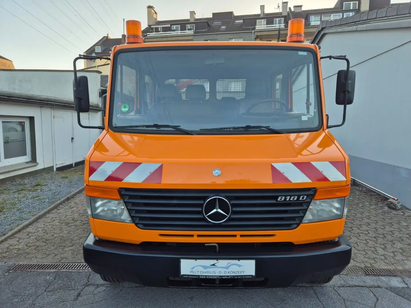 Mercedes-Benz Vario 818 D*DoKa*Kran*Standheizung* Orange - 2