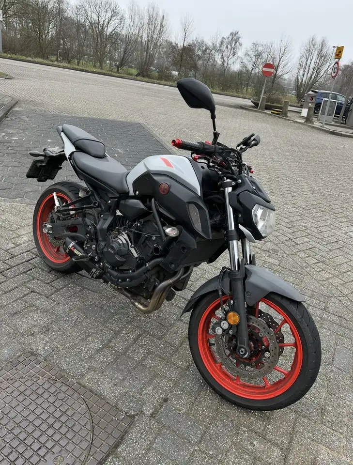 Yamaha MT-07