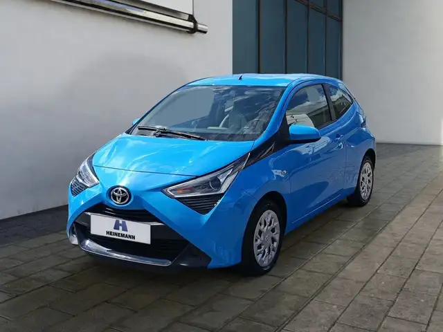 Toyota Aygo 1.0 x-Play -KLIMA-PDC-TEMPOMAT-ALLWETTER