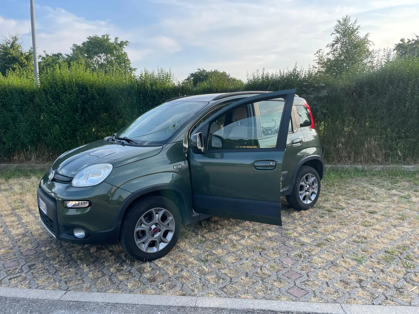 Fiat Panda 0.9 t.air turbo 4x4 85cv / verde Vert - 1