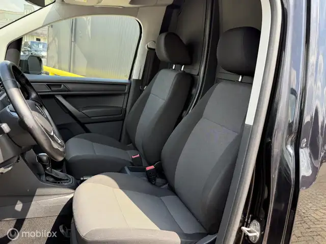 Volkswagen Caddy view 4
