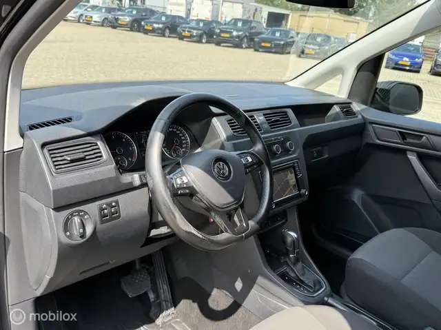 Volkswagen Caddy view 11