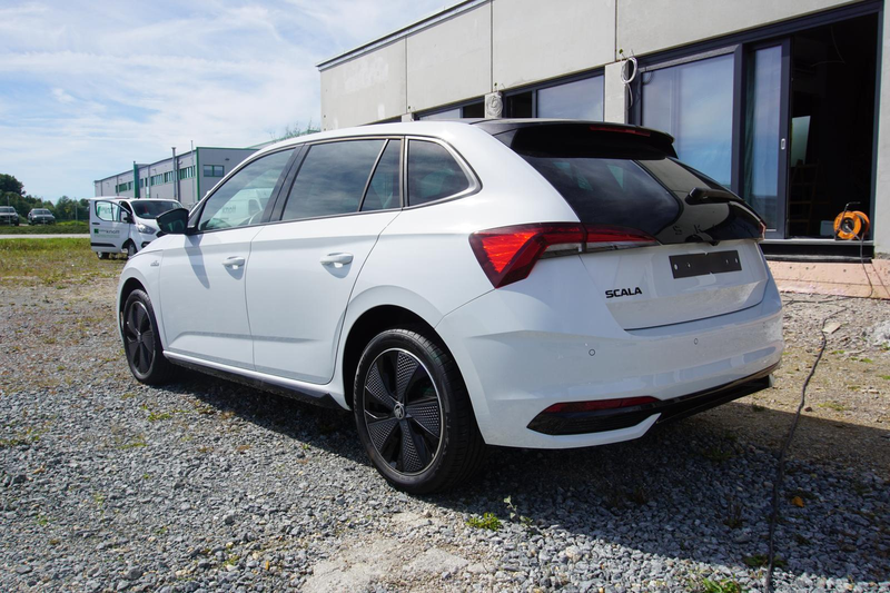 Skoda Scala 1.0TSI DSG Monte Carlo Navi/MirLi Matrix — photo 6